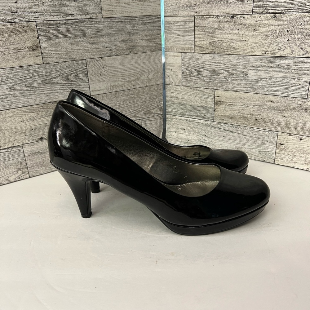 Black Patent Bandolino Heels